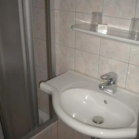 Eder - Joker Card Included In Summer Hotel 3*