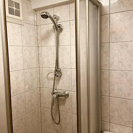 Otel Eder - Joker Card Included In Summer