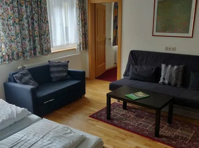 Hotell Eder - Joker Card Included In Summer